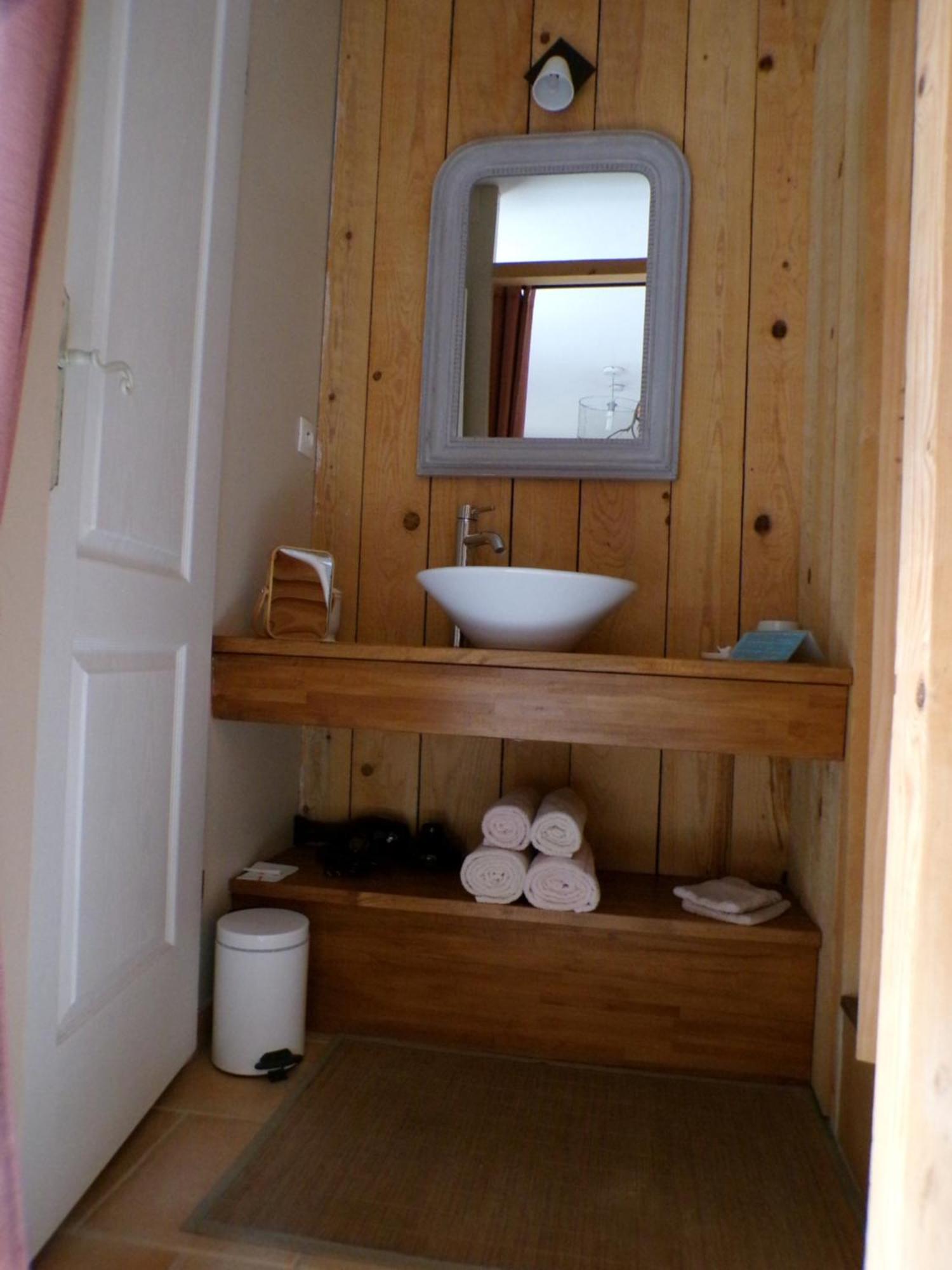 D'hotes & Le Relais De La Cavayere